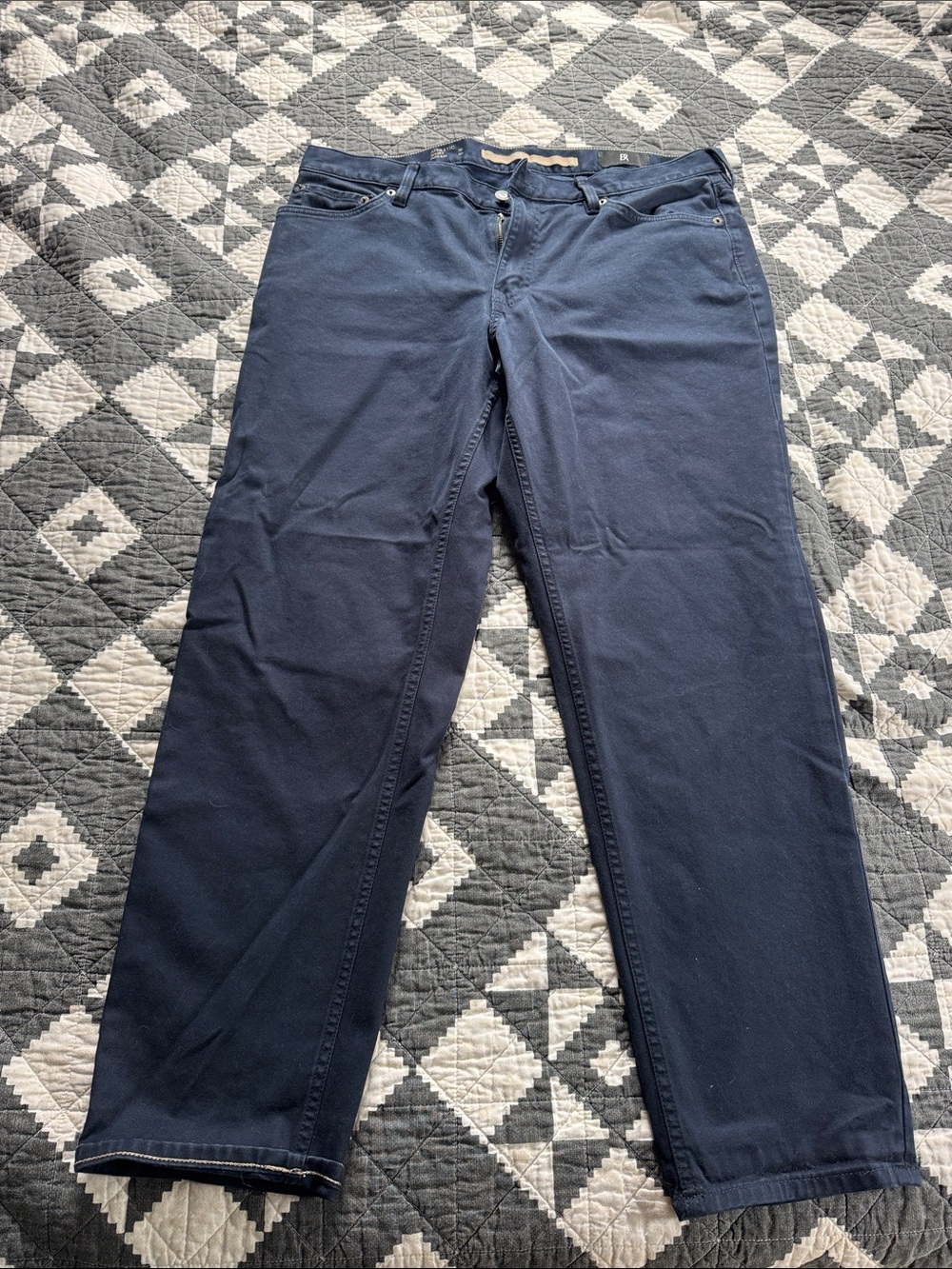 Banana Republic Straight Leg Chinos in Navy